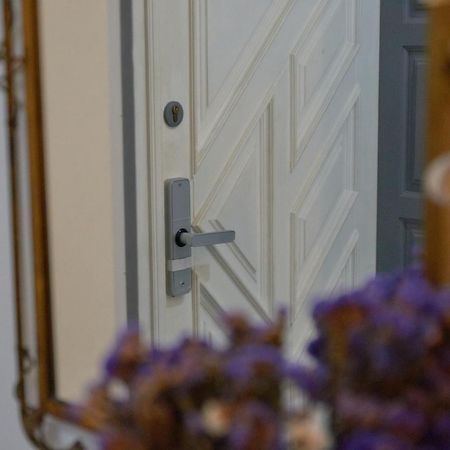 White Door Apartments Heart Of Odessa 4 Εξωτερικό φωτογραφία