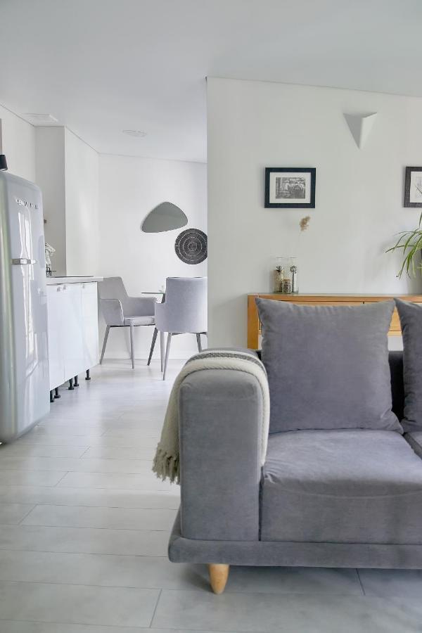 White Door Apartments Heart Of Odessa 4 Εξωτερικό φωτογραφία